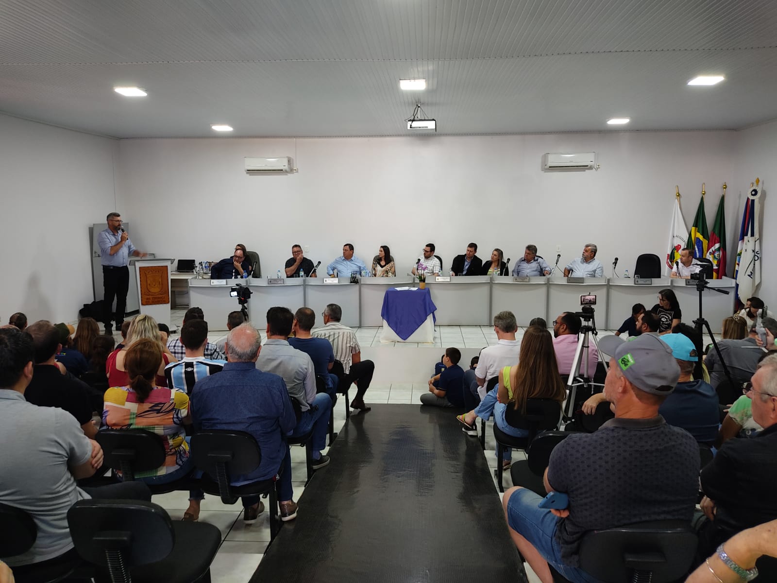 PRESIDENTE PARTICIPOU DE EVENTO EM ENGENHO VELHO