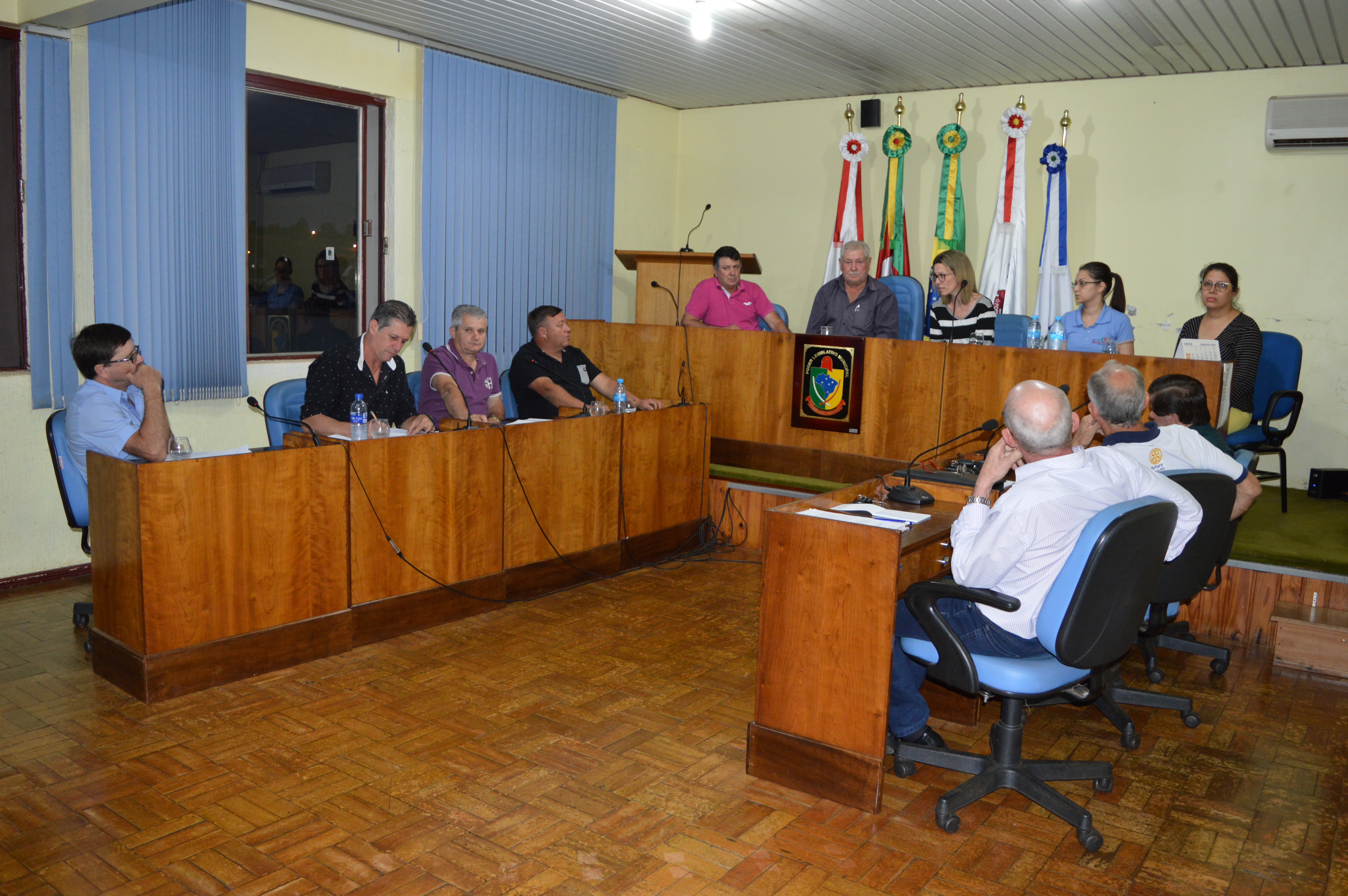 Realizada primeira sessão do mês de outubro